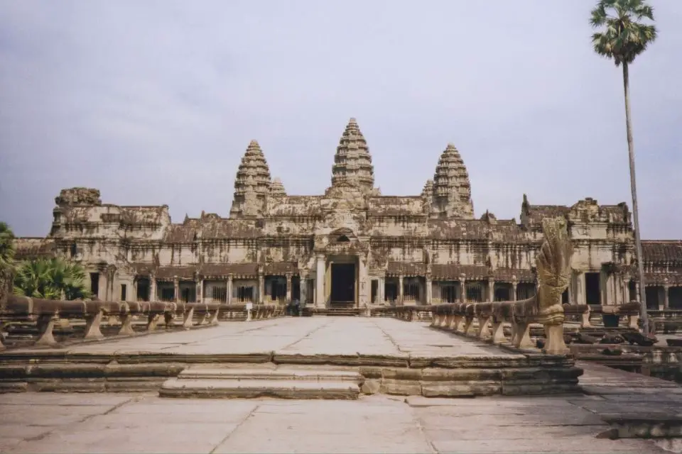 history of angkor wat